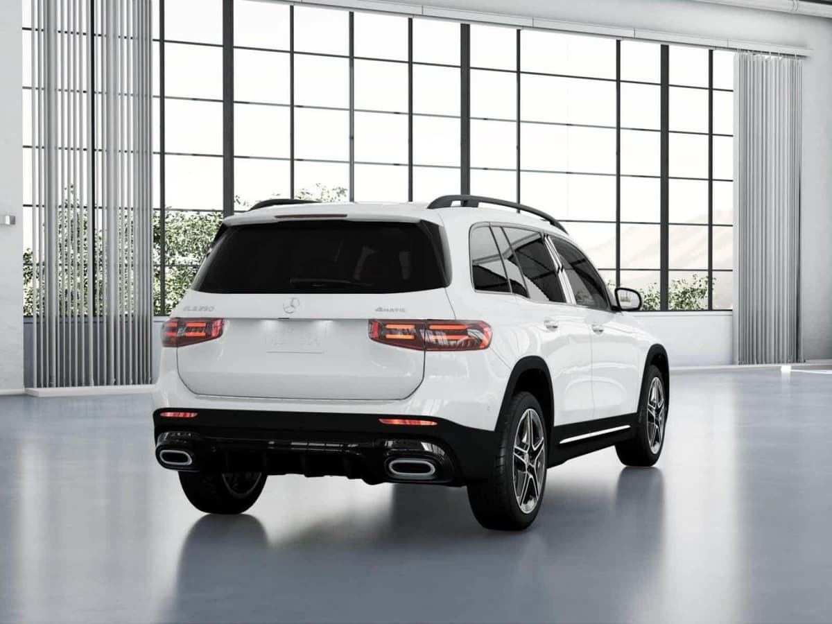 2026 Mercedes-Benz GLB 20