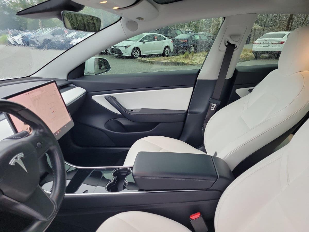 2018 Tesla Model 3 16