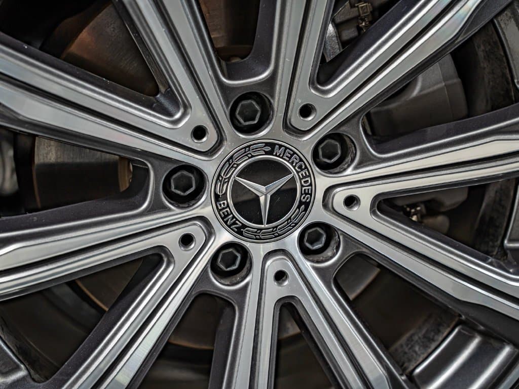 2026 Mercedes-Benz GLC 9