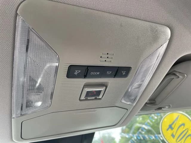 2024 Toyota RAV4 27