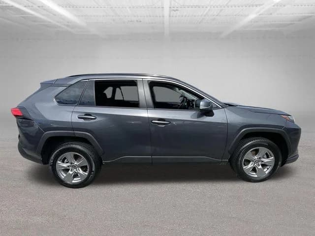 2024 Toyota RAV4 3
