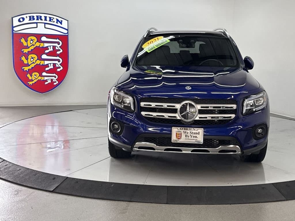2021 Mercedes-Benz GLB 8