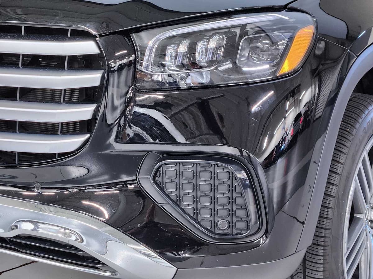 2026 Mercedes-Benz GLS 10