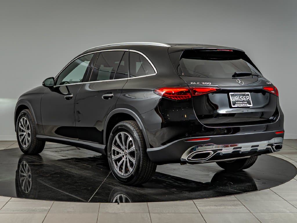 2026 Mercedes-Benz GLC 5
