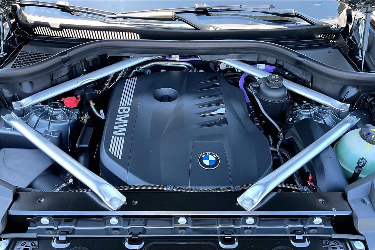 2026 BMW X5 14