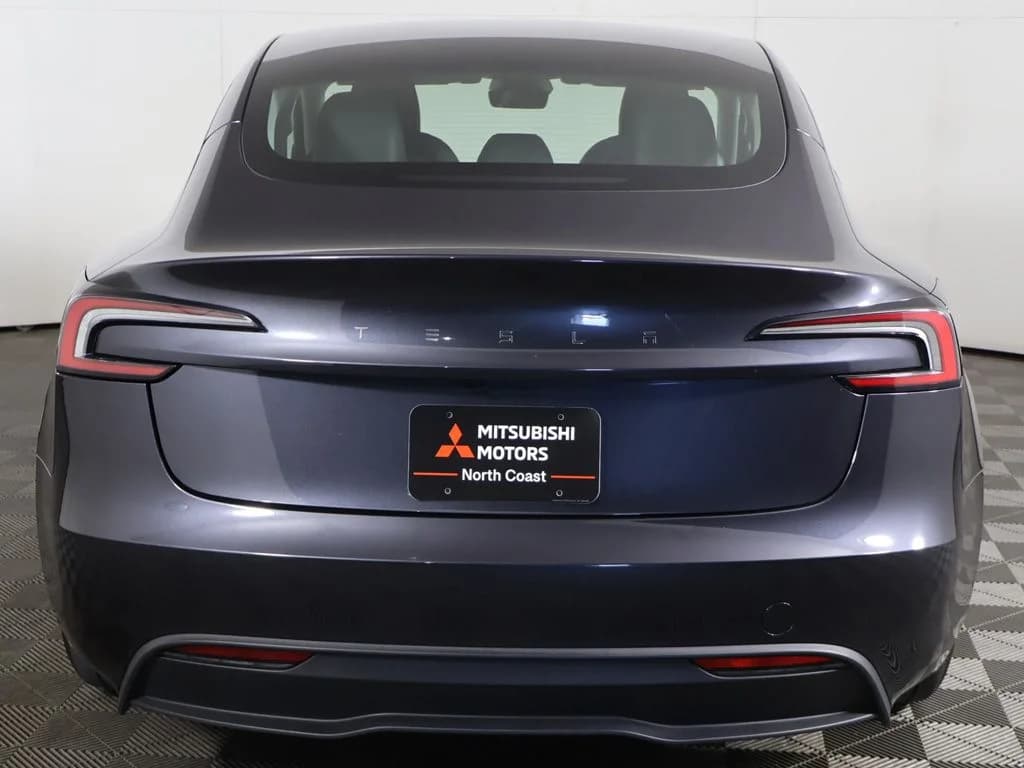 2025 Tesla Model 3 13