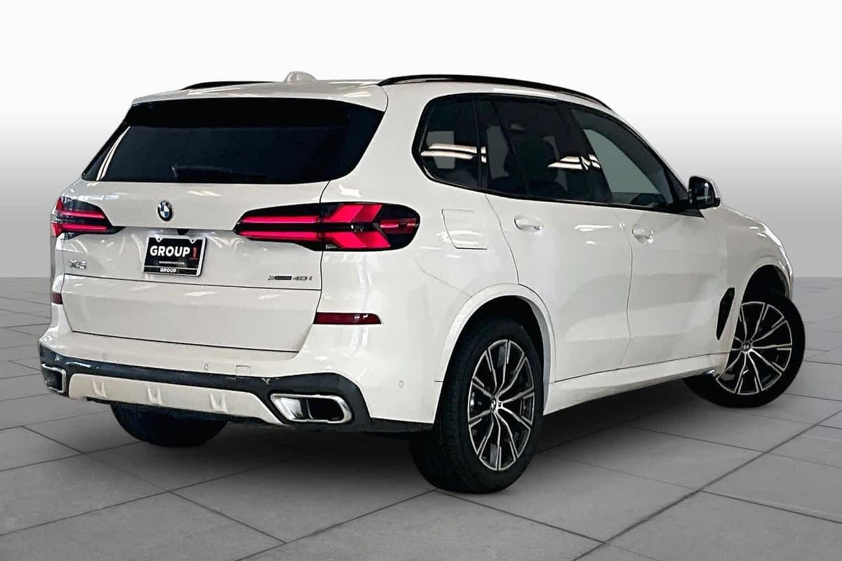 2026 BMW X5 10