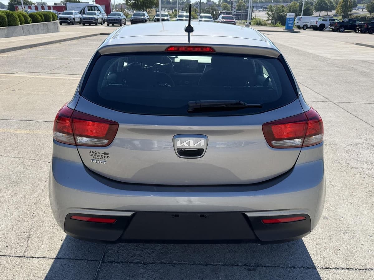 2023 Kia Rio 5-Door 34