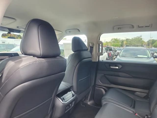 2026 Nissan Armada 7