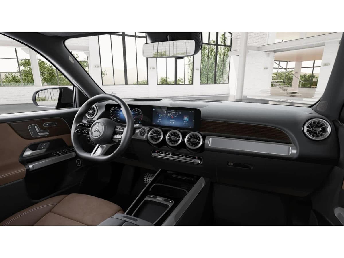 2026 Mercedes-Benz GLB 4