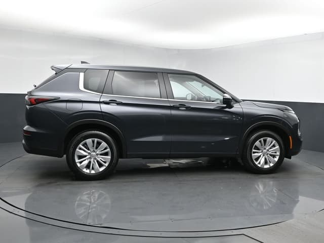 2026 Mitsubishi Outlander