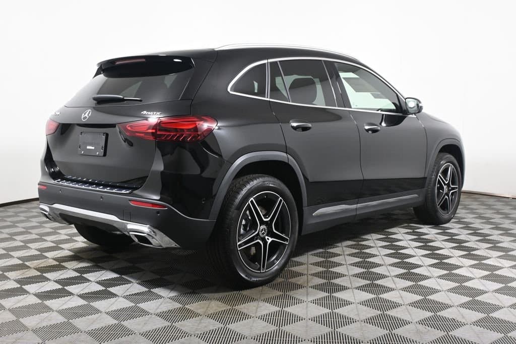 2026 Mercedes-Benz GLA 5