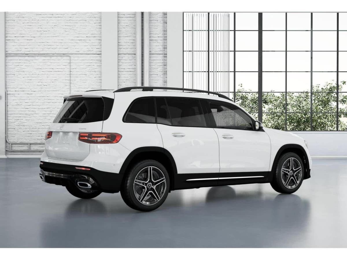 2026 Mercedes-Benz GLB 17