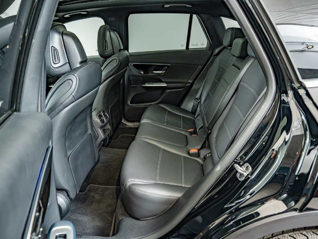 2026 Mercedes-Benz GLC 31