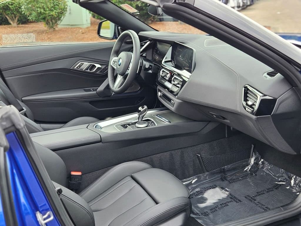 2026 BMW Z4 16
