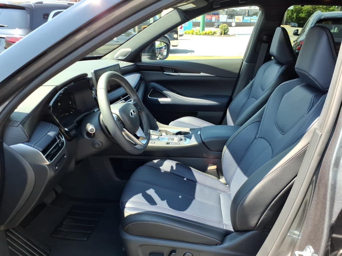 2026 INFINITI QX60 8