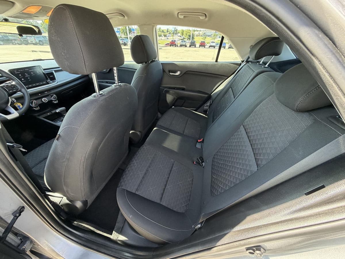 2023 Kia Rio 5-Door 19