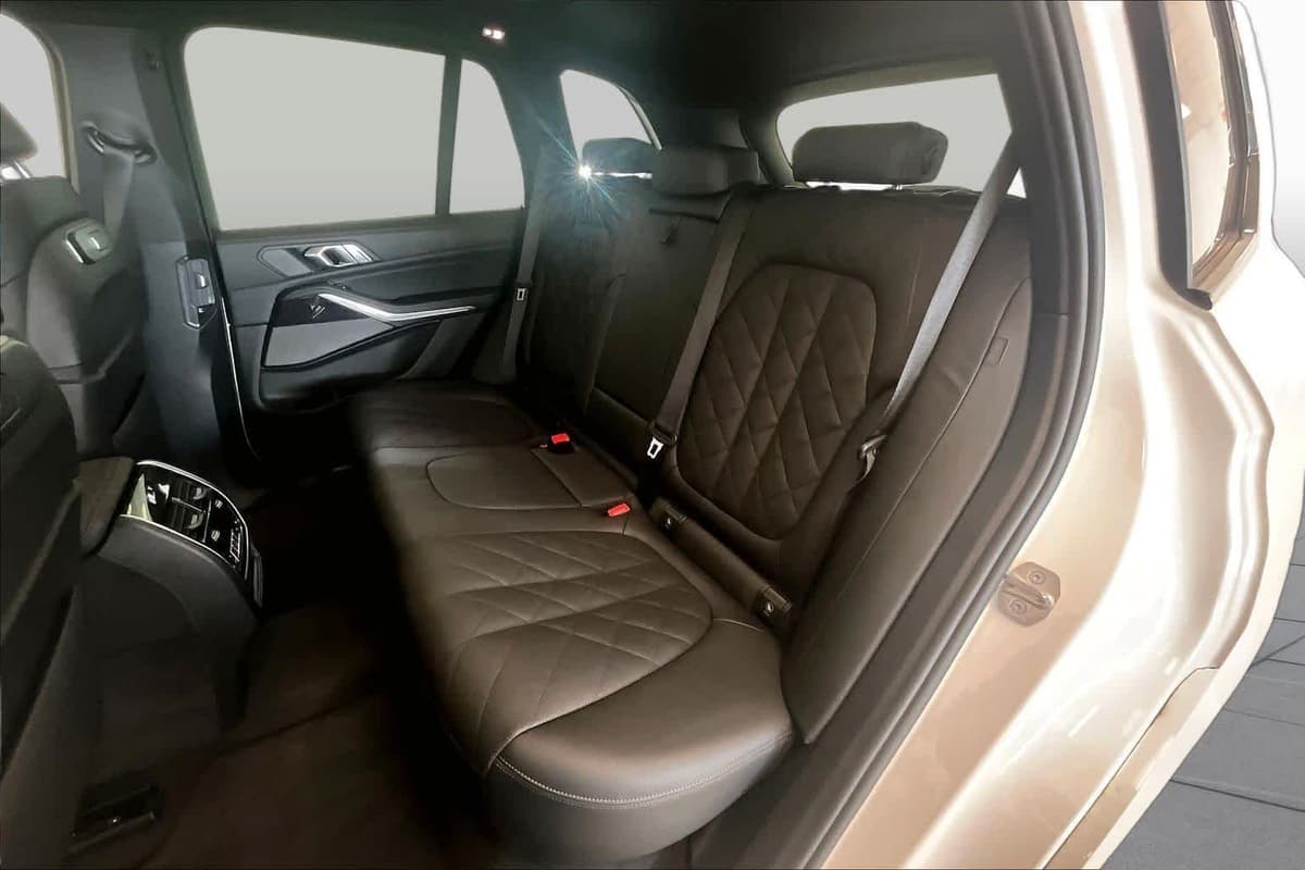 2026 BMW X5 17