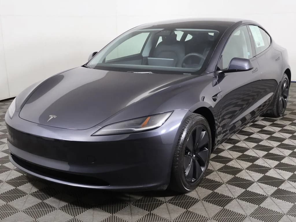 2025 Tesla Model 3 9