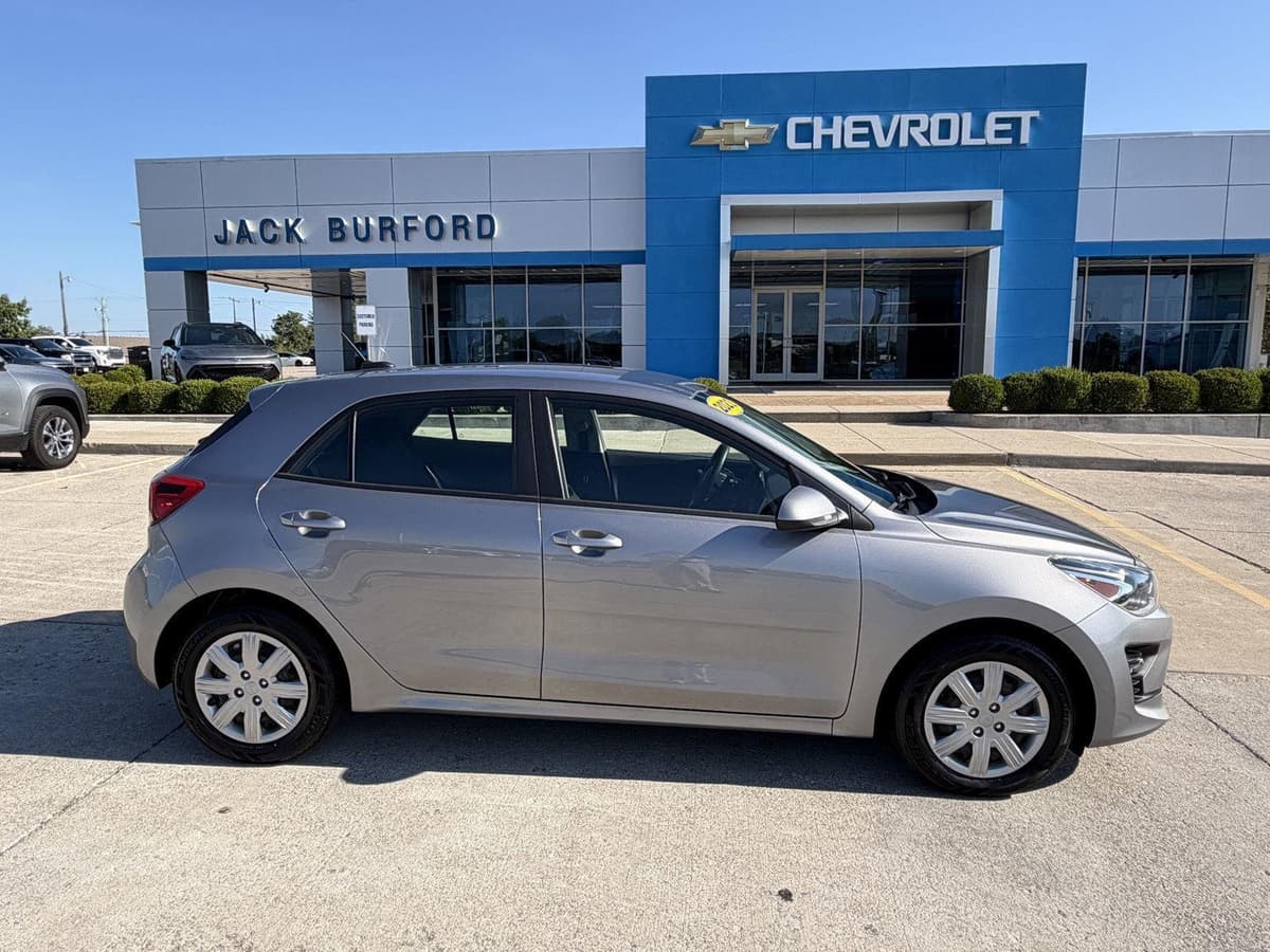 2023 Kia Rio 5-Door 35