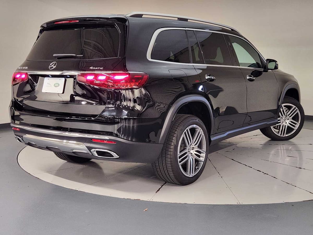 2026 Mercedes-Benz GLS 34
