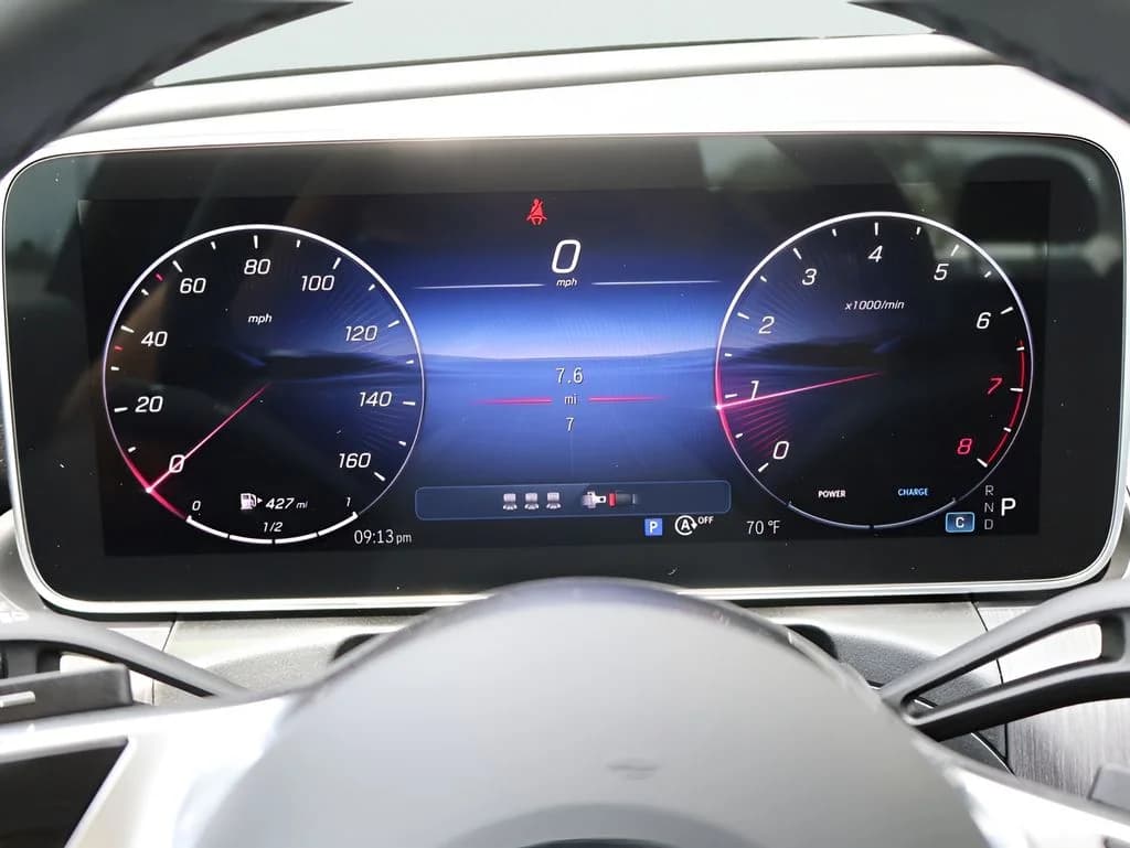 2026 Mercedes-Benz C-Class Sedan 25