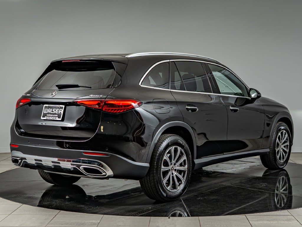 2026 Mercedes-Benz GLC 3