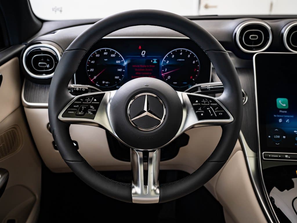 2026 Mercedes-Benz GLC 2