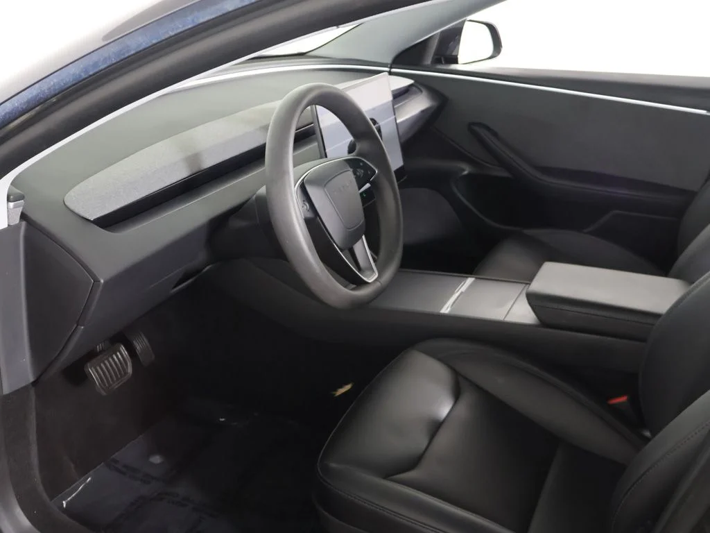 2025 Tesla Model 3 26