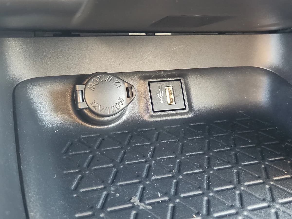 2025 Toyota RAV4 21