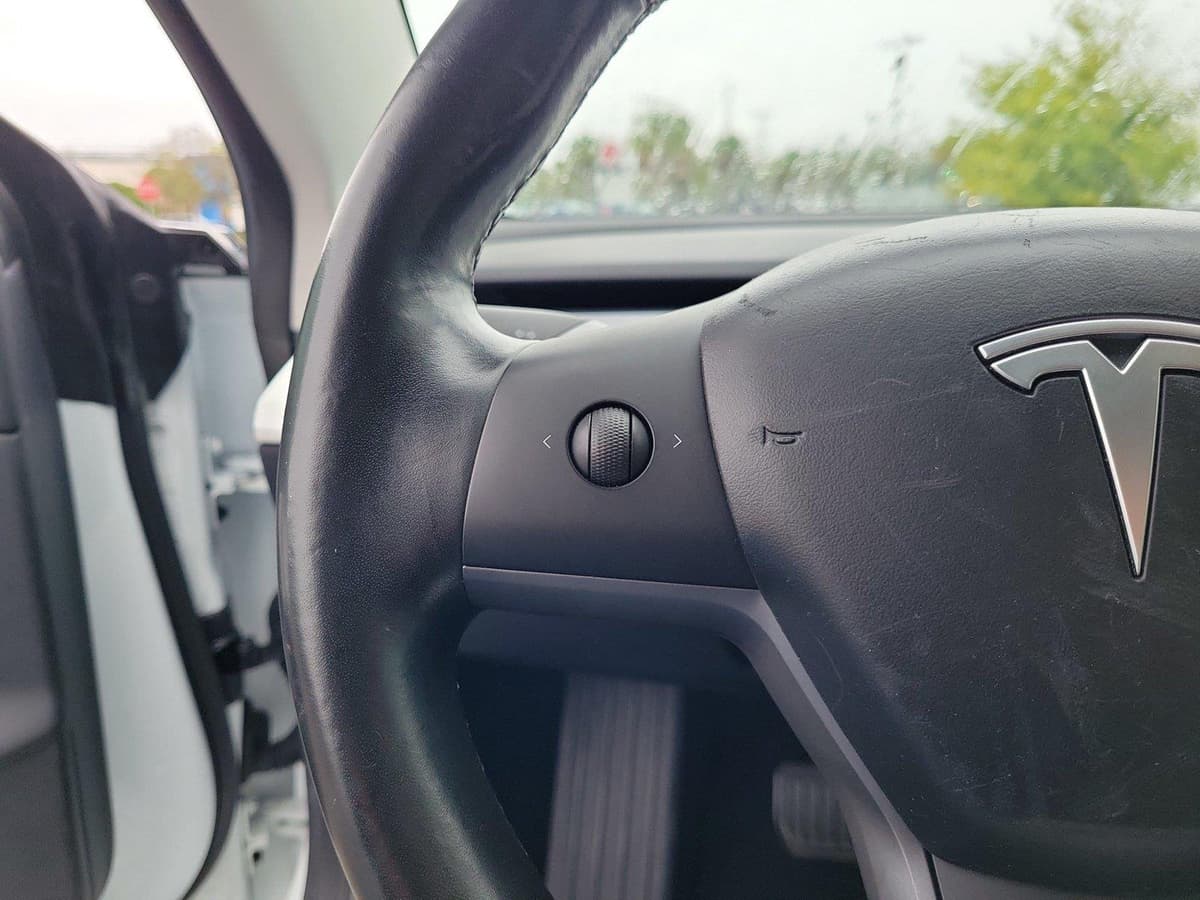 2018 Tesla Model 3 19