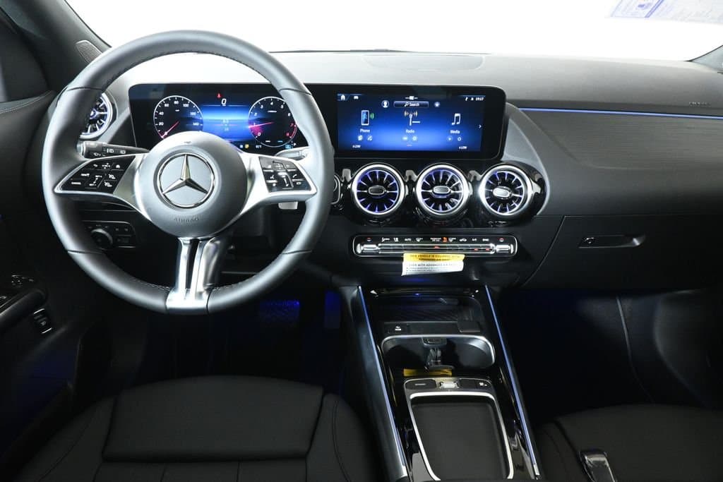 2026 Mercedes-Benz GLA 14