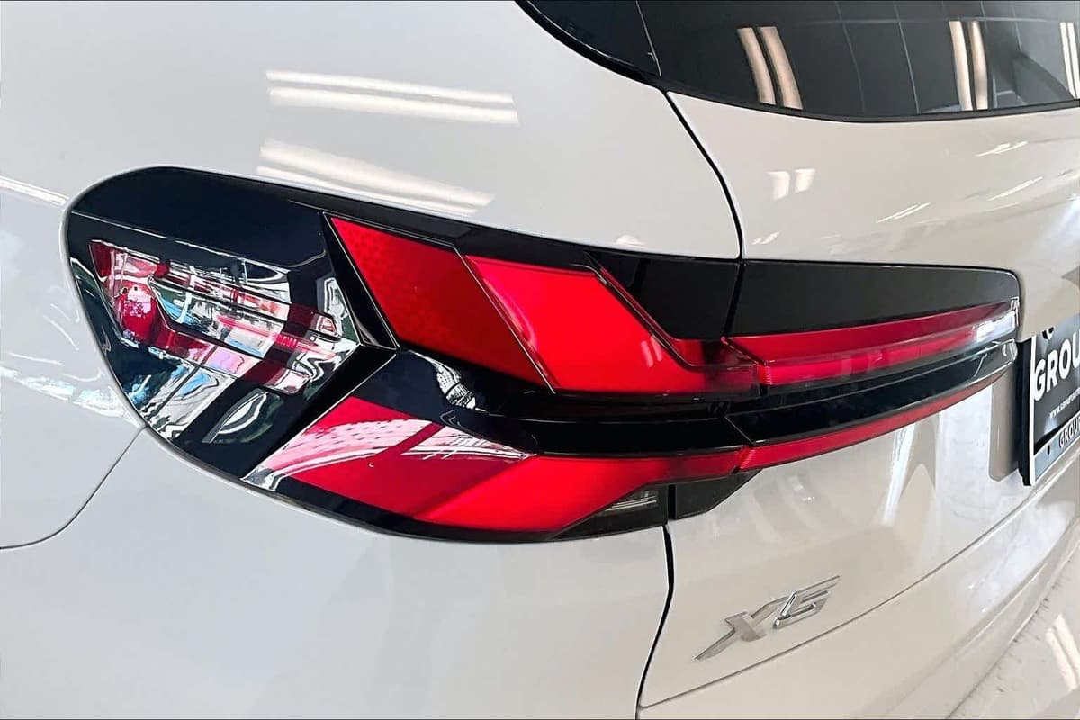 2026 BMW X5 26