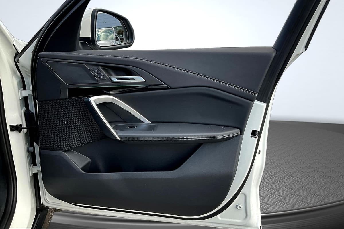 2026 BMW X1 24