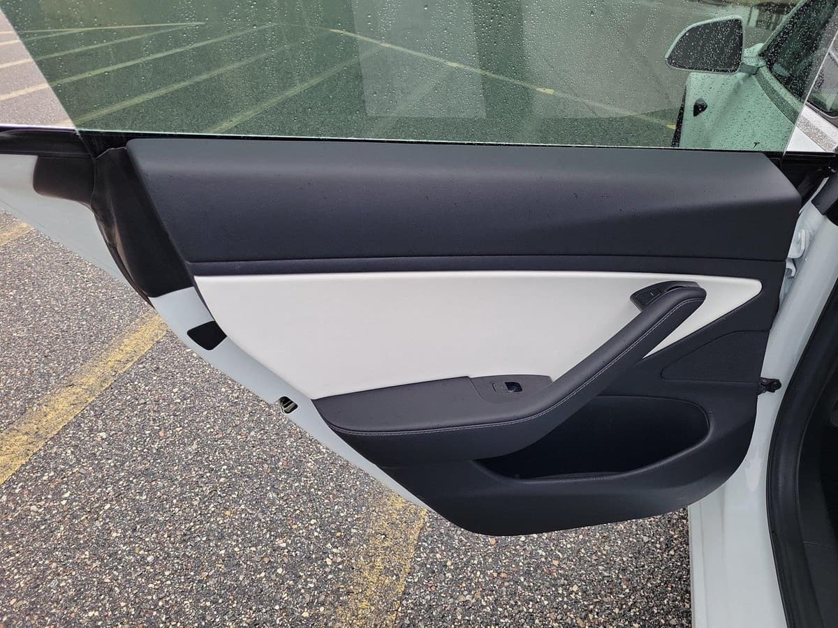2018 Tesla Model 3 12