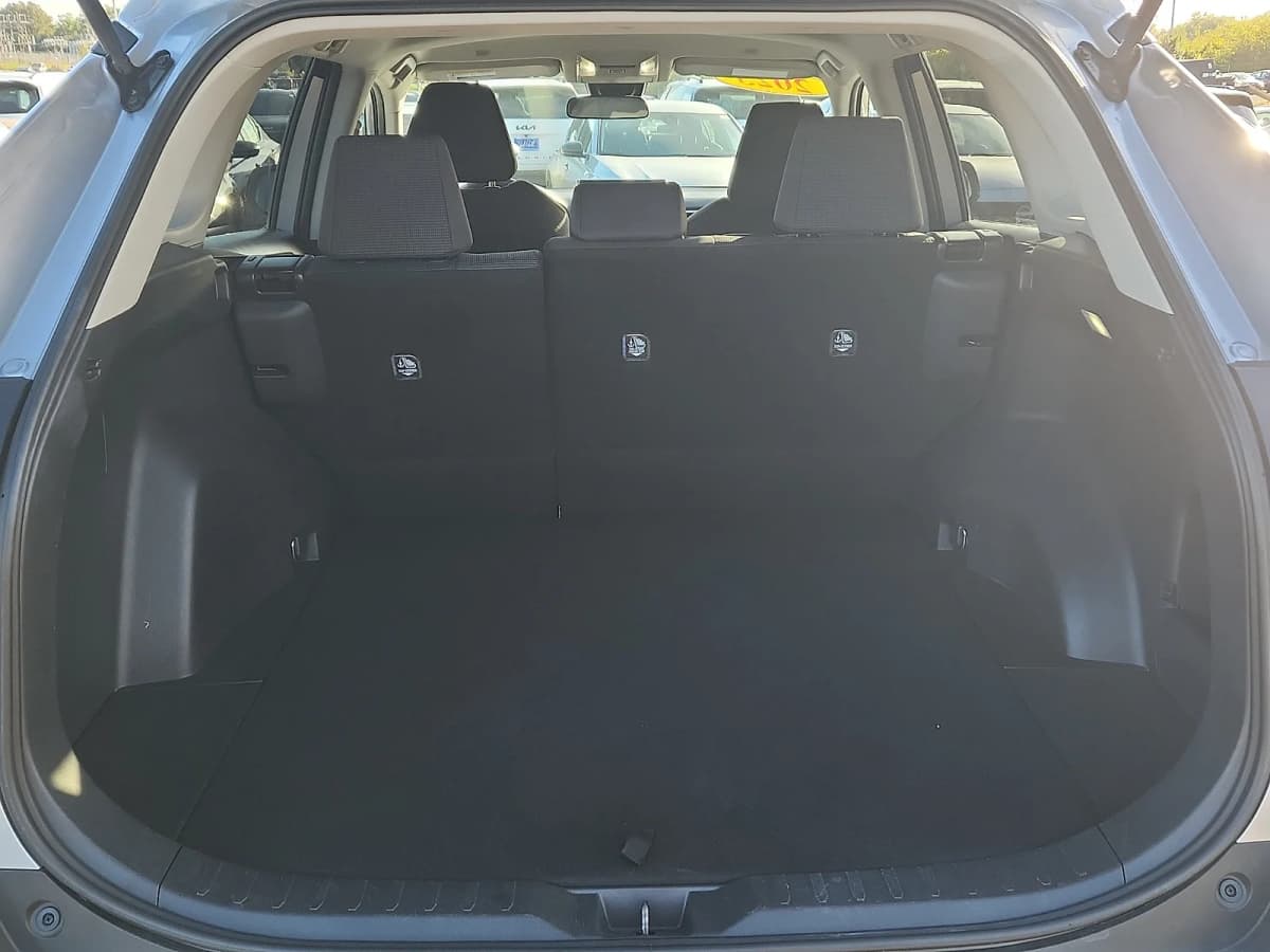 2025 Toyota RAV4 26