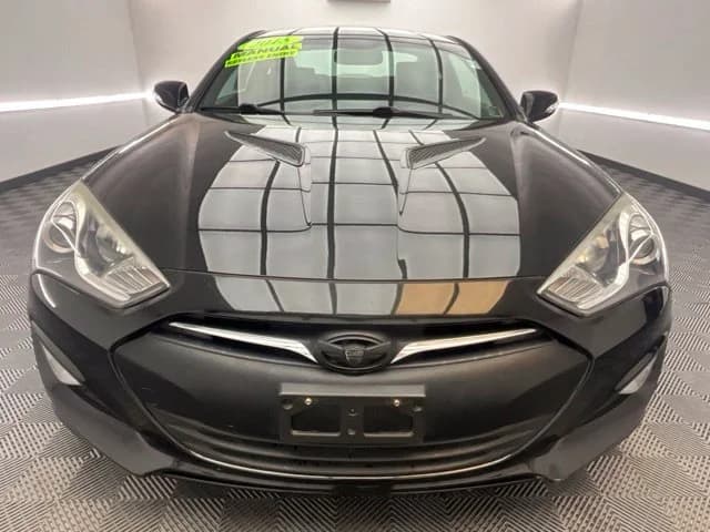 2015 Hyundai Genesis Coupe 24