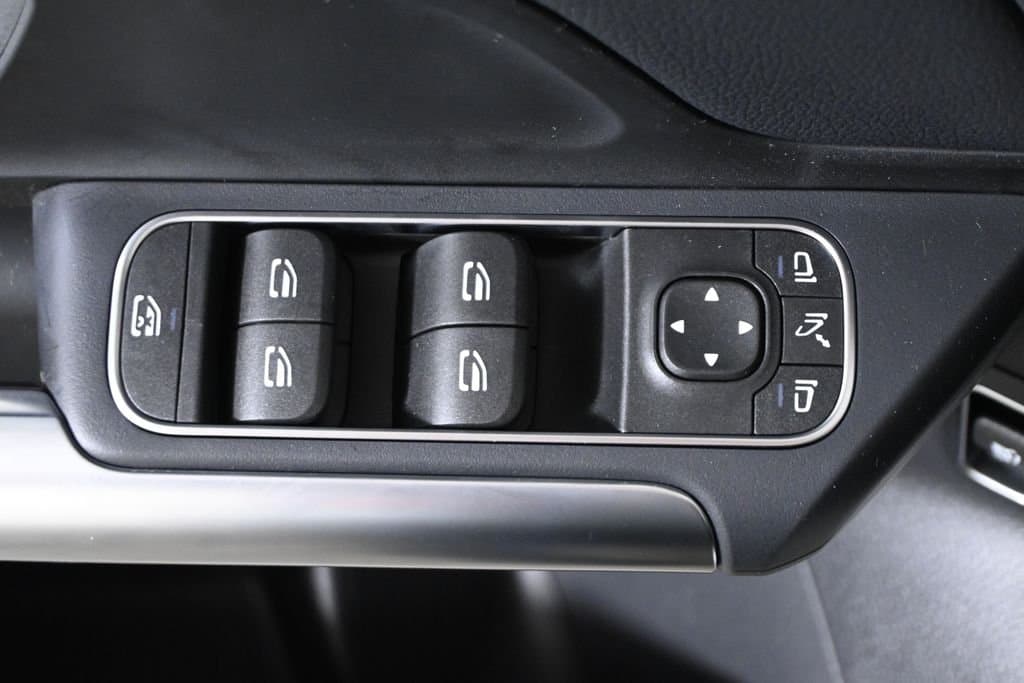 2026 Mercedes-Benz GLA 25