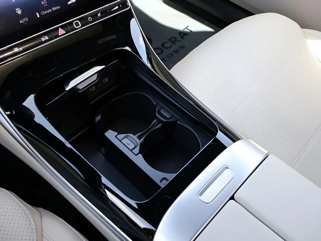 2026 Mercedes-Benz C-Class Sedan 22